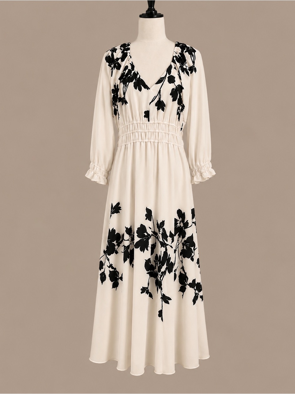 NWOT Taylor Ivory Floral Maxi Dress with Black Print